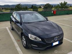 Nero Usata 2015 Volvo V60 Station wagon | 6750 €