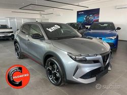 Nero Nuova 2025 Alfa Romeo Junior SUV | 28.500 € (Buon prezzo)