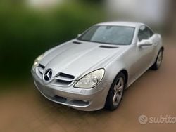 Usata 2005 Mercedes E500 Cabrio | 10.000 €