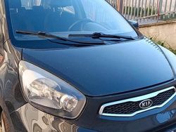 Nero Usata 2011 Kia Picanto City Due volumi | 3500 € (Cara)