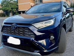 Blu/azzurro Usata 2019 Toyota RAV4 Hybrid Style SUV | 28.000 € (Cara)