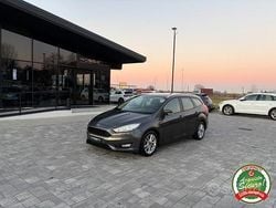Grigio Usata 2017 Ford Focus Business Edition Station wagon | 7450 € (Buon prezzo)