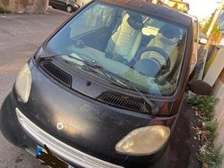 Usata 2002 Smart ForTwo Coupé Due volumi | 800 €
