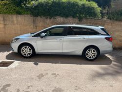 Usata 2016 Opel Astra Station wagon | 10.000 € (Molto cara)