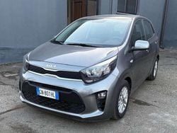 Grigio Usata 2023 Kia Picanto X-Line Due volumi | 11.900 € (Buon prezzo)