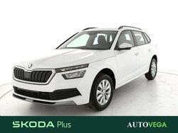 Bianco / pastello Usata 2022 Skoda Kamiq Ambition SUV | 16.200 € (Buon prezzo)