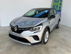 Argento Usata 2020 Renault Captur Zen SUV | 16.900 € (Buon prezzo)