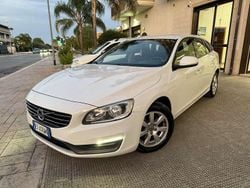 Bianco Usata 2013 Volvo V60 Kinetic Station wagon | 6500 € (Buon prezzo)