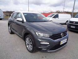 Grigio Usata 2020 VW T-Roc Style SUV | 18.499 € (Buon prezzo)