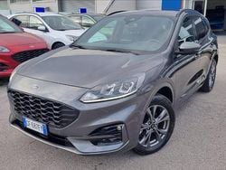 Grigio Usata 2021 Ford Kuga ST-Line SUV | 22.000 € (Buon prezzo)