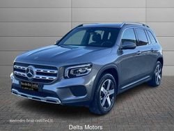 Grigio Usata 2023 Mercedes GLB180 SUV | 37.700 € (Buon prezzo)