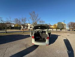 Usata 2012 VW Touran Monovolume | 6500 € (Cara)