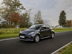 Grigio Usata 2023 Mazda 2 Tre volumi | 19.950 € (Buon prezzo)