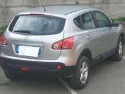 Grigio Usata 2009 Nissan Qashqai Tekna SUV | 5800 € (Cara)