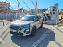 Grigio Usata 2023 Peugeot 2008 Allure SUV | 24.000 € (Buon prezzo)