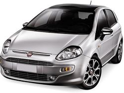 Usata 2009 Fiat Grande Punto Due volumi | 4700 € (Molto cara)
