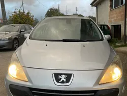 Usata 2007 Peugeot 307 Tre volumi | 2000 € (Buon prezzo)
