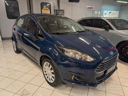 Blu Usata 2015 Ford Fiesta Tre volumi | 8499 €