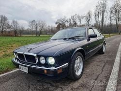 Blu Usata 1994 Jaguar XJ40 S Tre volumi | 3500 €