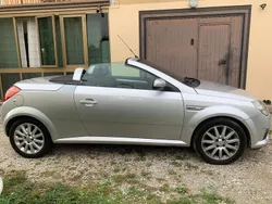 Usata 2005 Opel Tigra Cabrio | 1900 € (Buon prezzo)