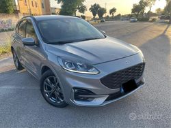 Grigio Usata 2021 Ford Kuga SUV | 19.000 € (Buon prezzo)