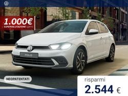 Pure white Nuova 2025 VW Polo Edition Tre volumi | 26.100 € (Buon prezzo)