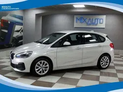 Bianco Usata 2019 BMW 225 Active Tourer iPerformance Monovolume | 14.900 € (Buon prezzo)