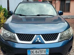 Usata 2007 Mitsubishi Outlander SUV | 2500 € (Super prezzo)