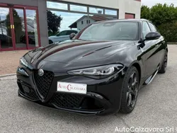 Nero vulcano Nuova 2025 Alfa Romeo Giulia Quadrifoglio Tre volumi | 83.900 € (Super prezzo)
