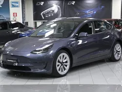 Grigio Usata 2022 Tesla Model 3 Long Range Tre volumi | 32.900 € (Buon prezzo)