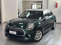 Verde Usata 2016 Mini Cooper D Business Due volumi | 9990 € (Ottimo prezzo)