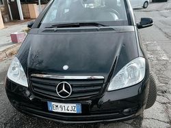 Nero Usata 2012 Mercedes A160 Tre volumi | 4950 €