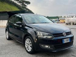 Nero Usata 2012 VW Polo Highline Tre volumi | 4999 € (Ottimo prezzo)