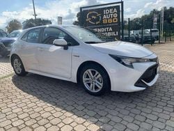 Bianco Usata 2021 Toyota Corolla Business Edition Tre volumi | 16.500 € (Ottimo prezzo)