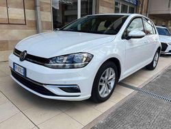 Bianco Usata 2018 VW Golf VII Tre volumi | 11.900 € (Super prezzo)