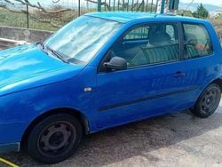 Blu/azzurro Usata 1999 VW Lupo Trendline Due volumi | 1500 € (Molto cara)