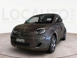 Grigio Usata 2021 Fiat 500e Passion Tre volumi | 12.990 € (Ottimo prezzo)