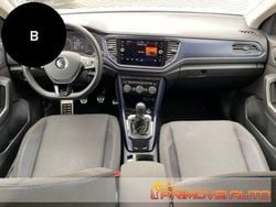 Bianco Usata 2021 VW T-Roc United SUV | 28.400 € (Molto cara)