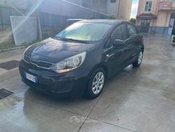 Nero Usata 2012 Kia Rio Tre volumi | 3300 € (Ottimo prezzo)