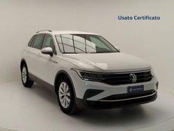Pure white Usata 2023 VW Tiguan Life SUV | 27.900 € (Ottimo prezzo)