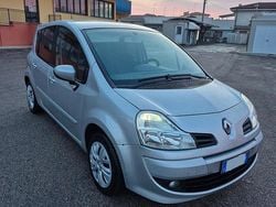 Grigio Usata 2010 Renault Modus Dynamique Monovolume | 3500 € (Cara)