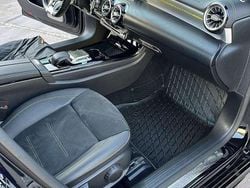 Usata 2019 Mercedes A180 Edition 1 Tre volumi | 27.000 € (Cara)