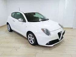 Bianco Usata 2018 Alfa Romeo MiTo Due volumi | 9900 € (Buon prezzo)