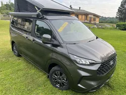 Magnetic grey Nuova 2025 Ford Transit Custom Nugget Monovolume | 61.000 € (Buon prezzo)