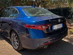 Blu Usata 2017 Alfa Romeo Giulia Tre volumi | 15.000 € (Ottimo prezzo)