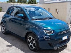 Usata 2021 Fiat 500e Passion Due volumi | 15.000 € (Buon prezzo)