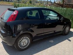 Usata 2007 Fiat Grande Punto Sport Due volumi | 3500 € (Buon prezzo)