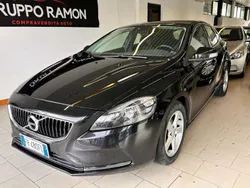 Nero Usata 2018 Volvo V40 Business Edition Station wagon | 6990 € (Buon prezzo)