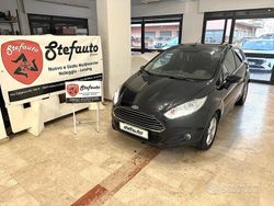 Nero Usata 2013 Ford Fiesta Titanium Tre volumi | 4500 € (Buon prezzo)