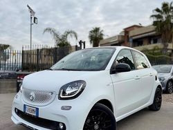 Bianco Usata 2017 Smart ForFour Brabus Due volumi | 12.999 € (Molto cara)